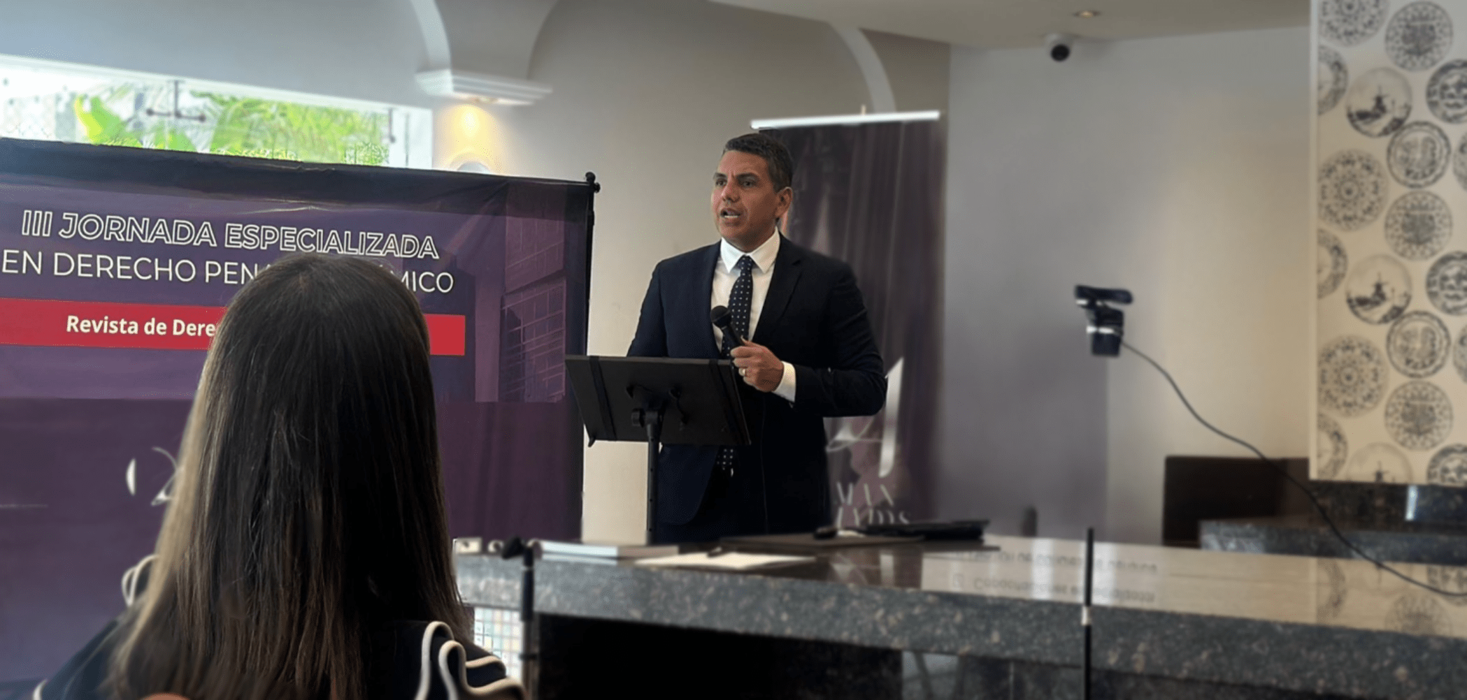 Delitos Algorítmicos y Responsabilidad Penal de la Inteligencia Artificial